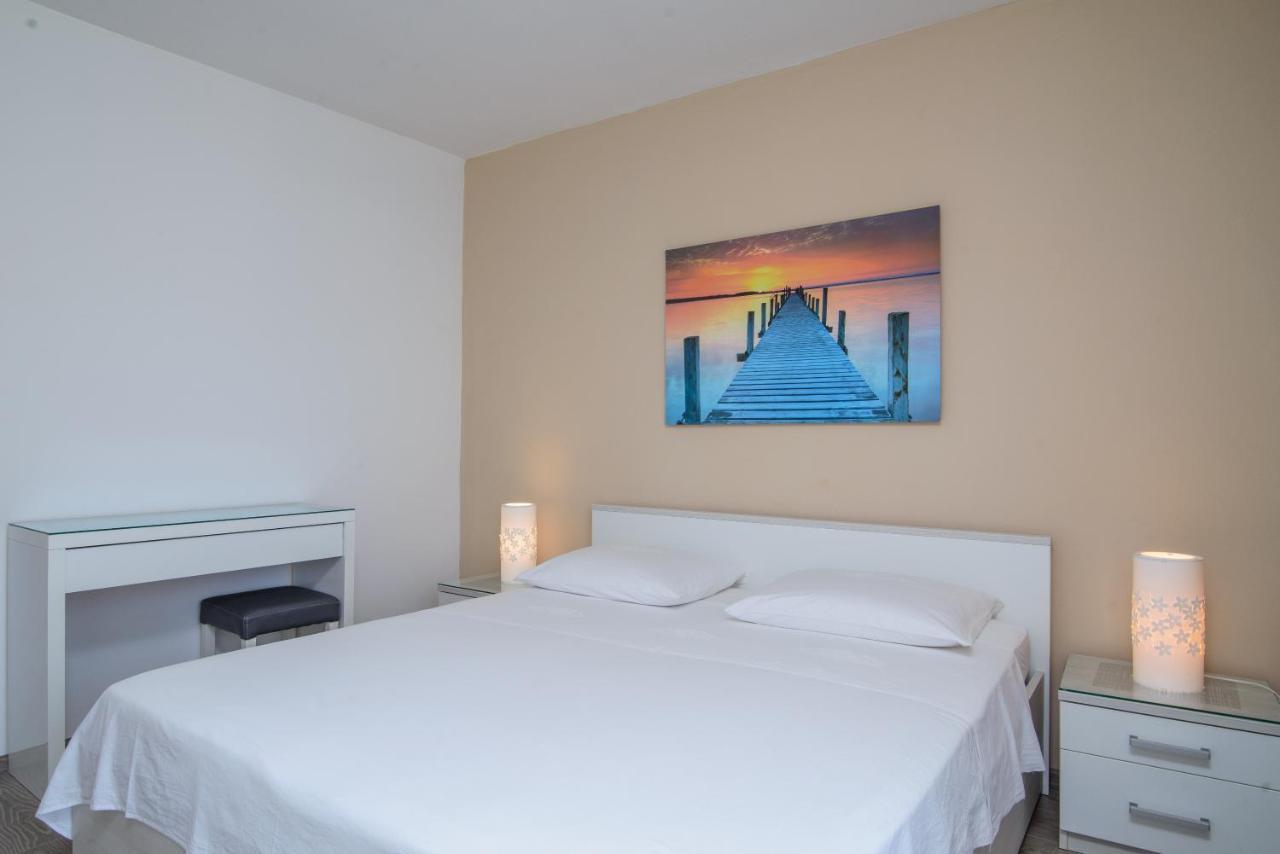 Apartments Tonka Trogir Exterior foto