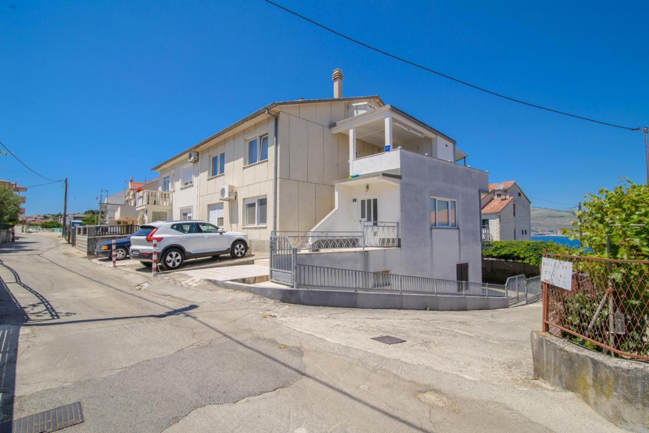 Apartments Tonka Trogir Exterior foto